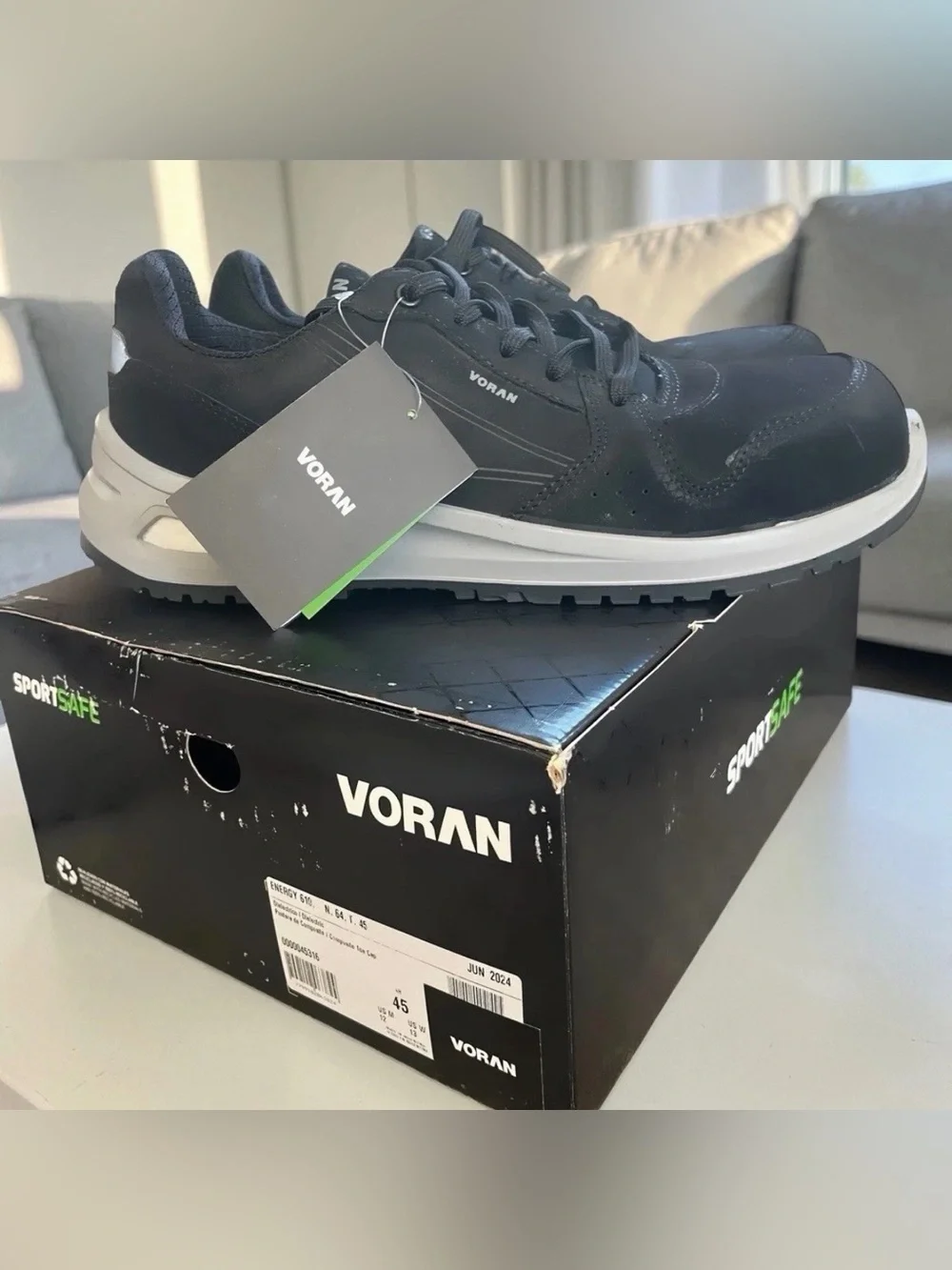Voran men’s athletic
